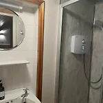 Bed & Breakfast Ferry House
