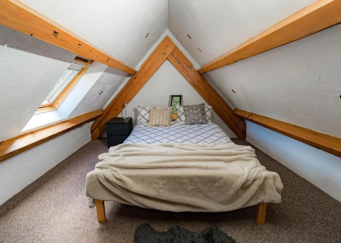 Ferry House * New Ross